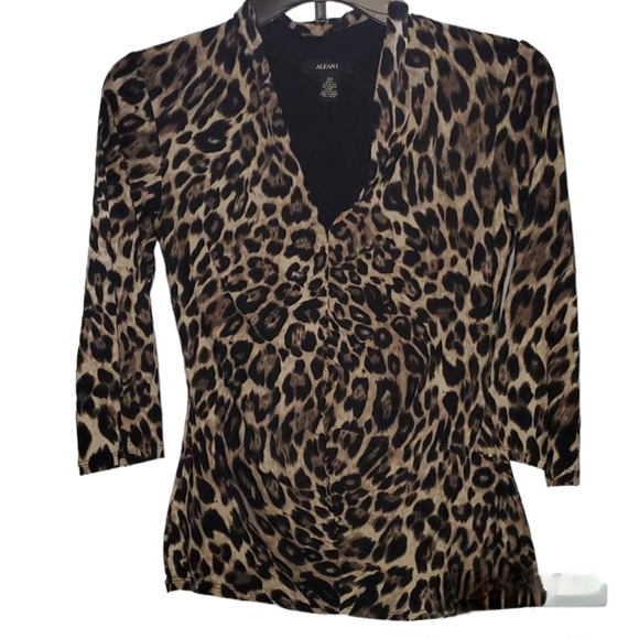 Alfani Tops - Alfani V-neck Top Animal Print size XS